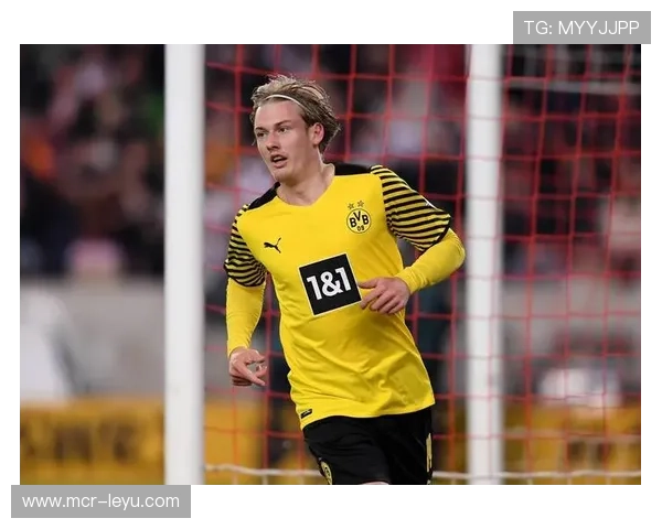 多特蒙德上半场2-0领先斯图加特 多特蒙德上半场2-0领先斯图加特